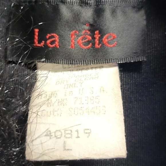 LA FETE Black Faux Fur Vest - Picture 6 of 6